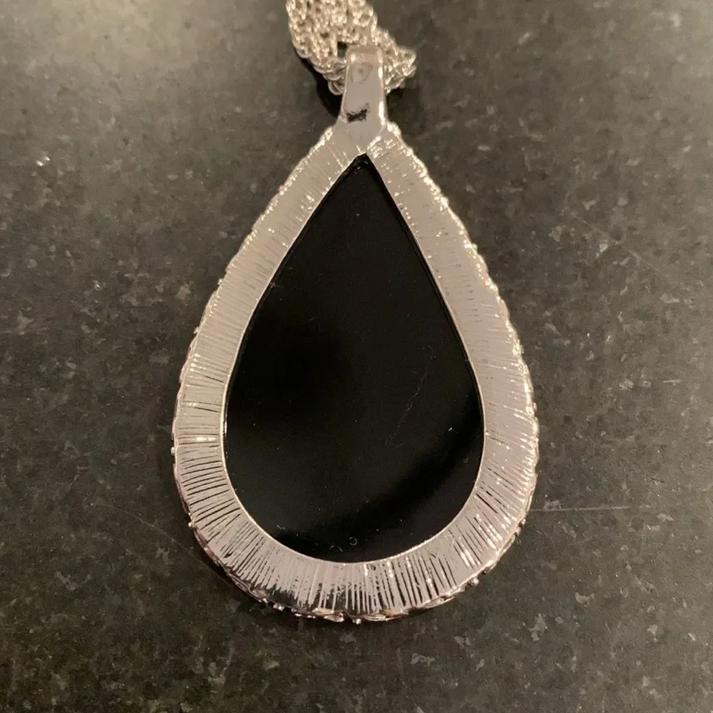 N/A this teardrop